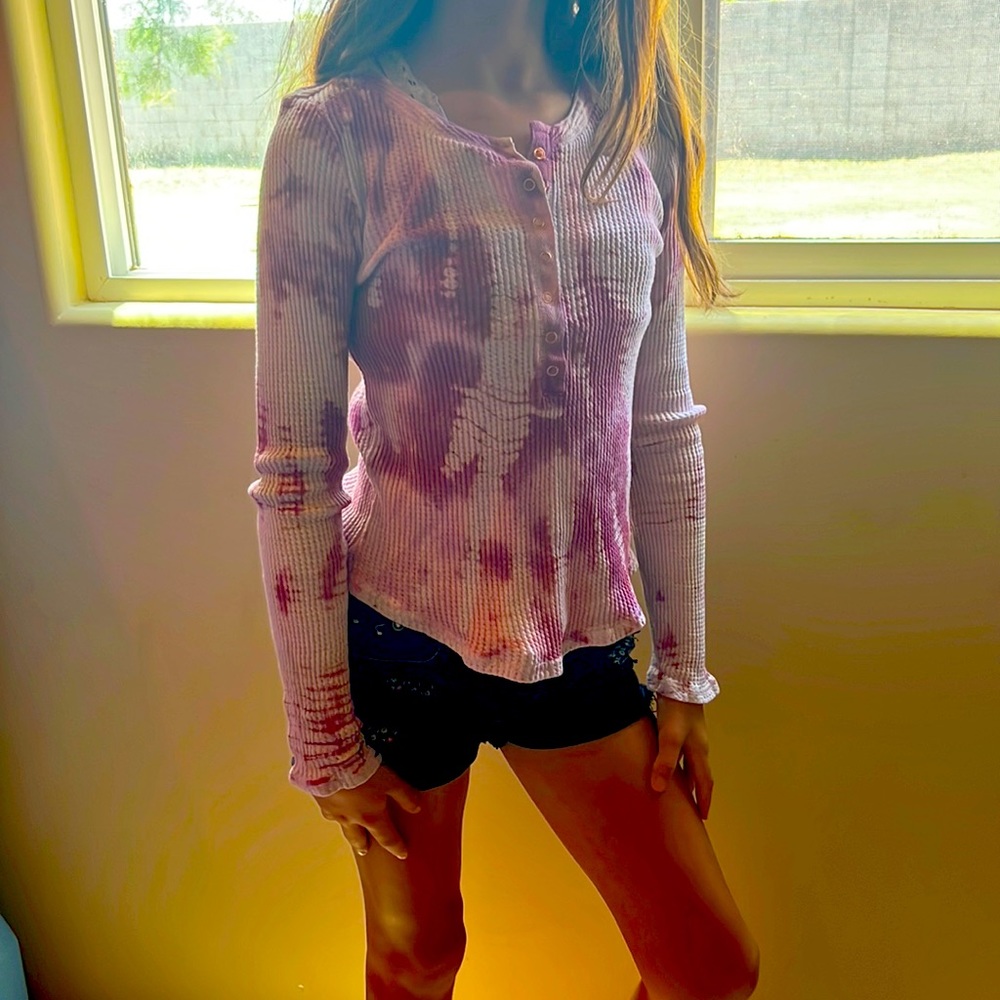 Justice girls shirt (VERY COMFORTABLE)